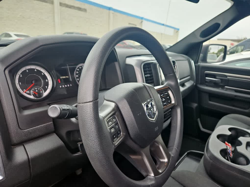 ram ram 1500 classic 2024 1C6RR7LG8RS149151 image ram ram 1500 classic 2024 1C6RR7LG8RS149151 image